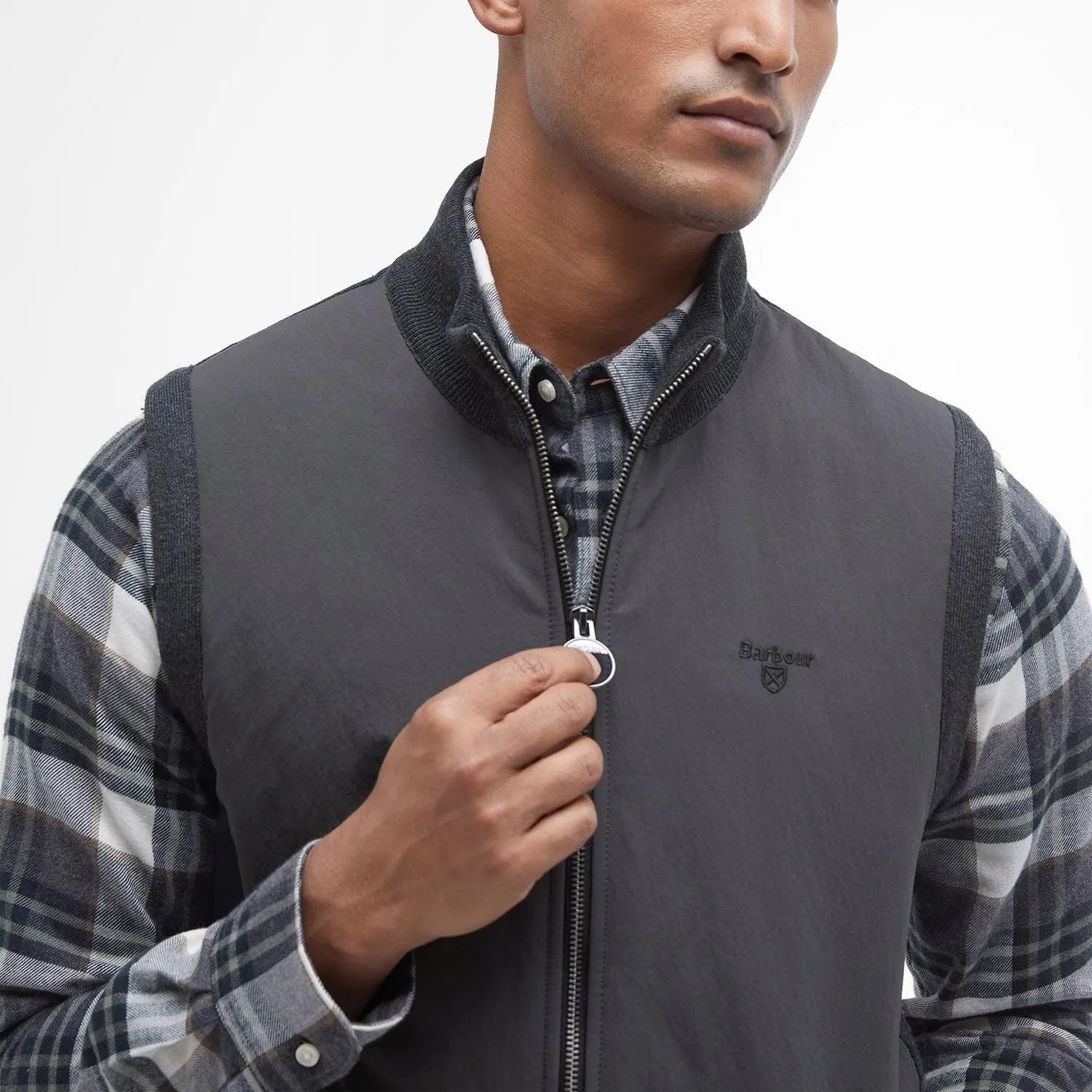 Barbour Leyburn Knitted Gilet In Black Carbon