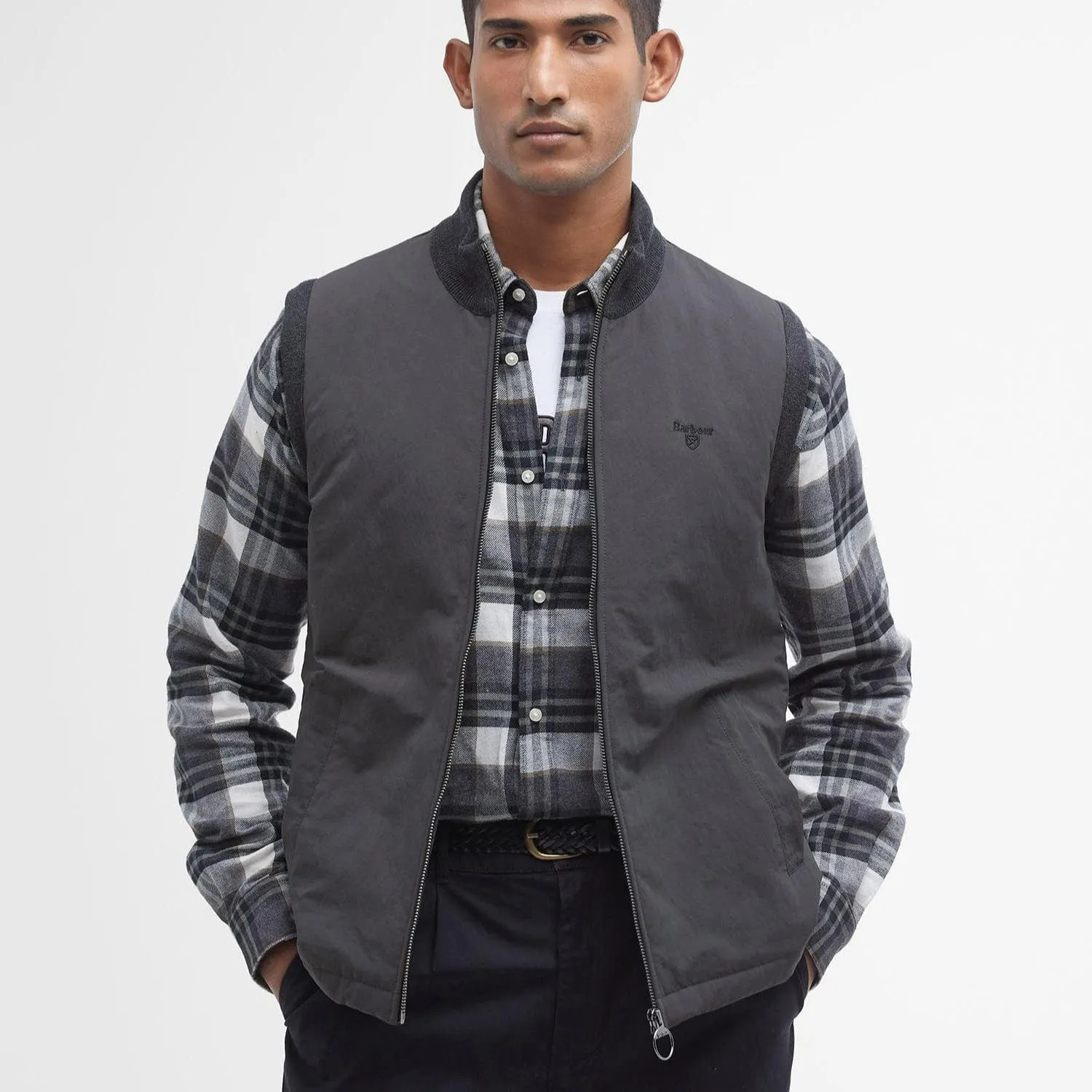 Barbour Leyburn Knitted Gilet In Black Carbon