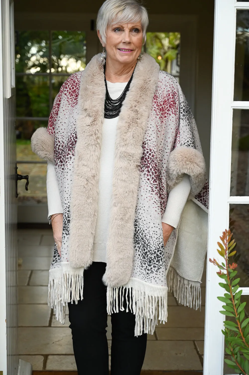 Luxury Patterned Faux Fur Trim Wrap | Pia Rossini